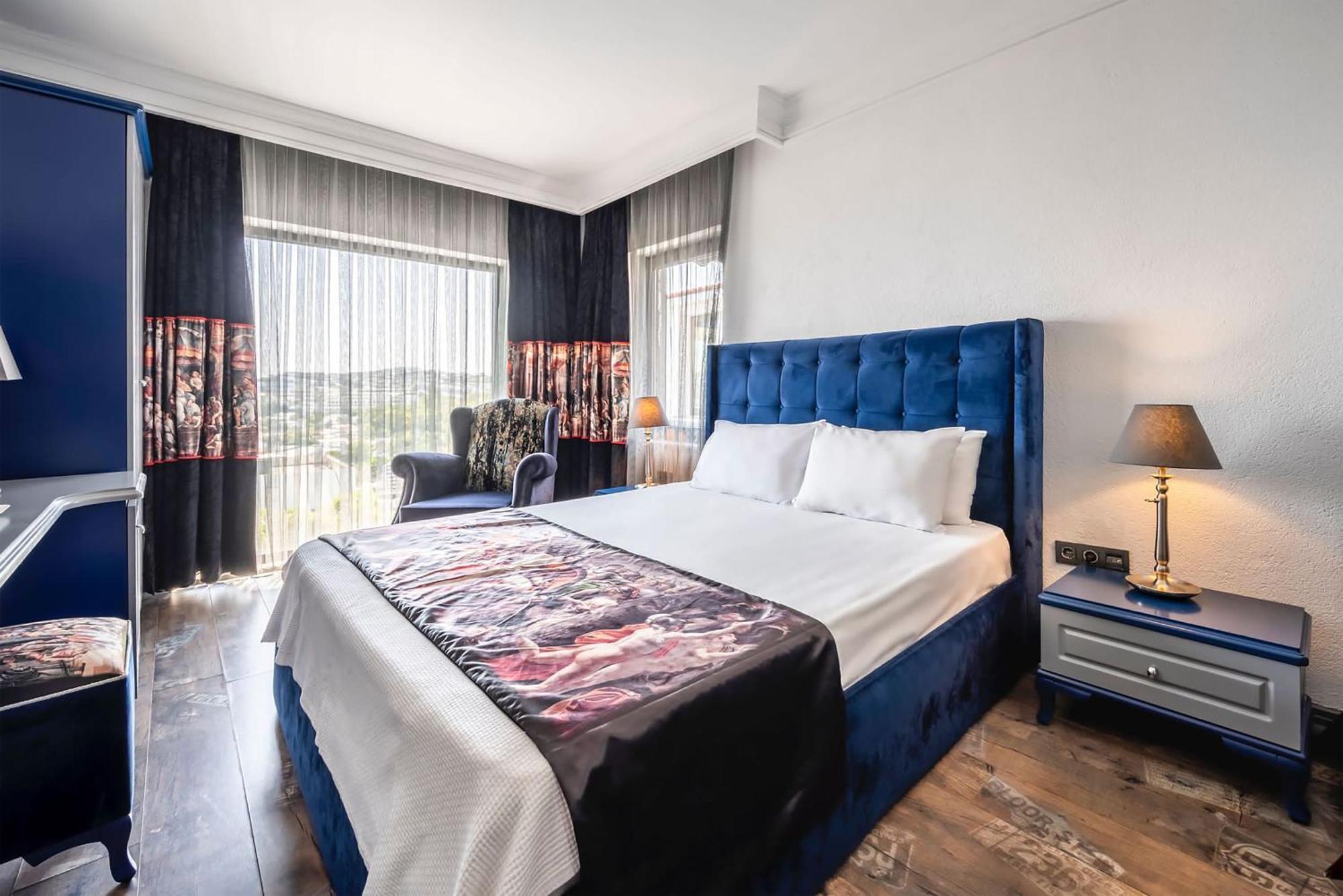 Art & Interiors Hotel Гюмбет Екстериор снимка