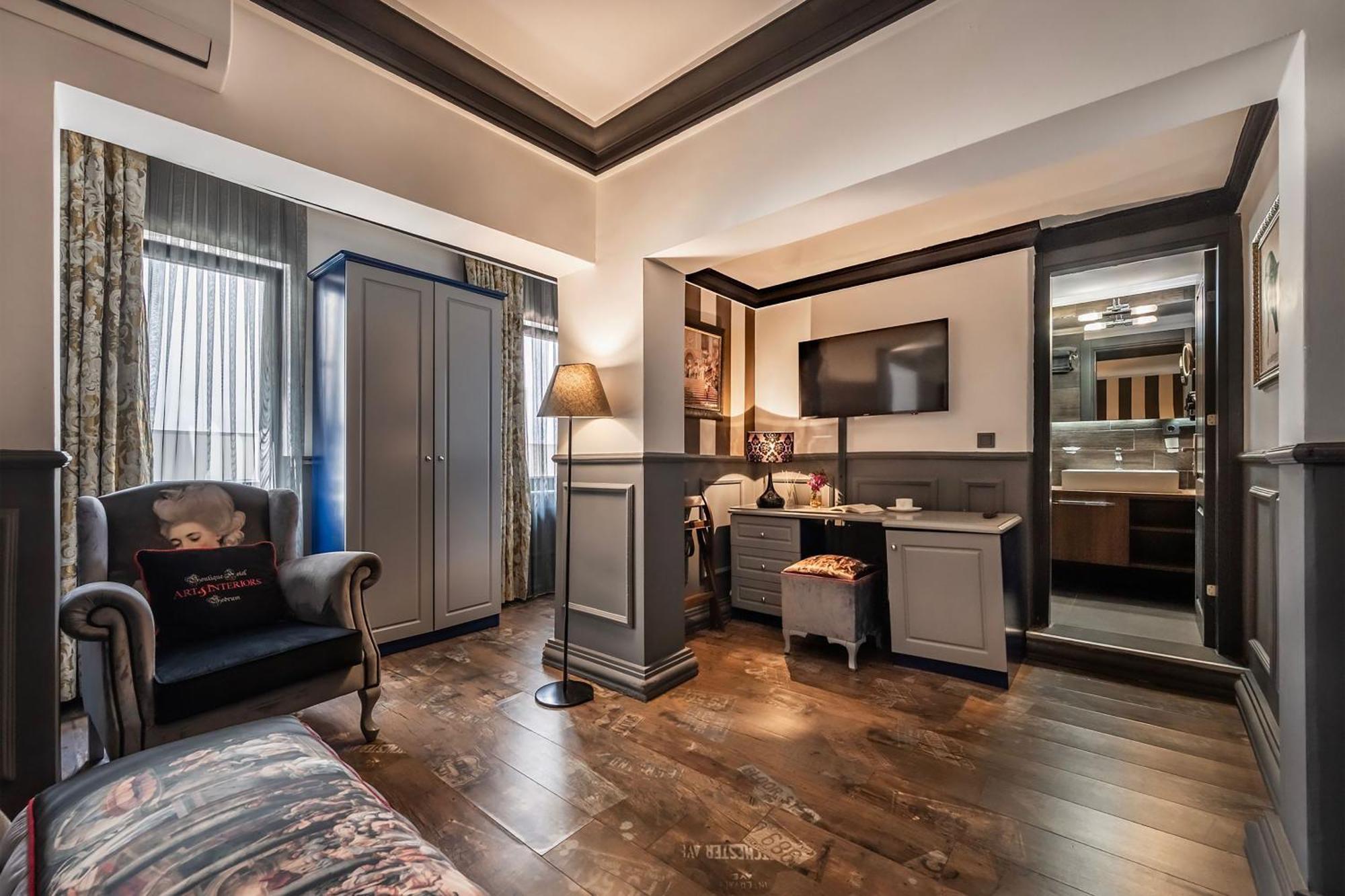 Art & Interiors Hotel Гюмбет Екстериор снимка